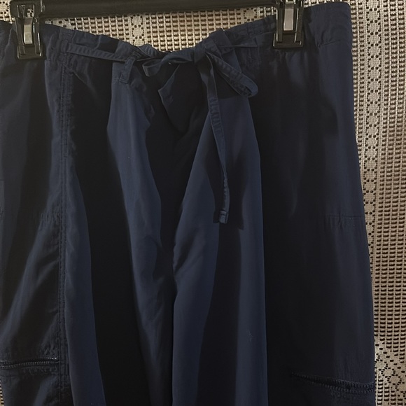 Footlocker Women’s Pants - Picture 6 of 7